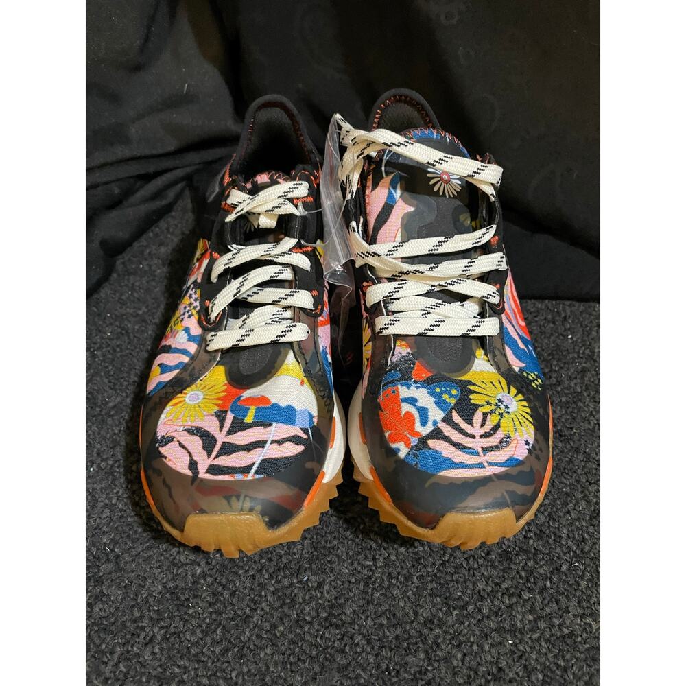 The North Face Women’s VECTIV Escape Trail Running Shoe Floral 5